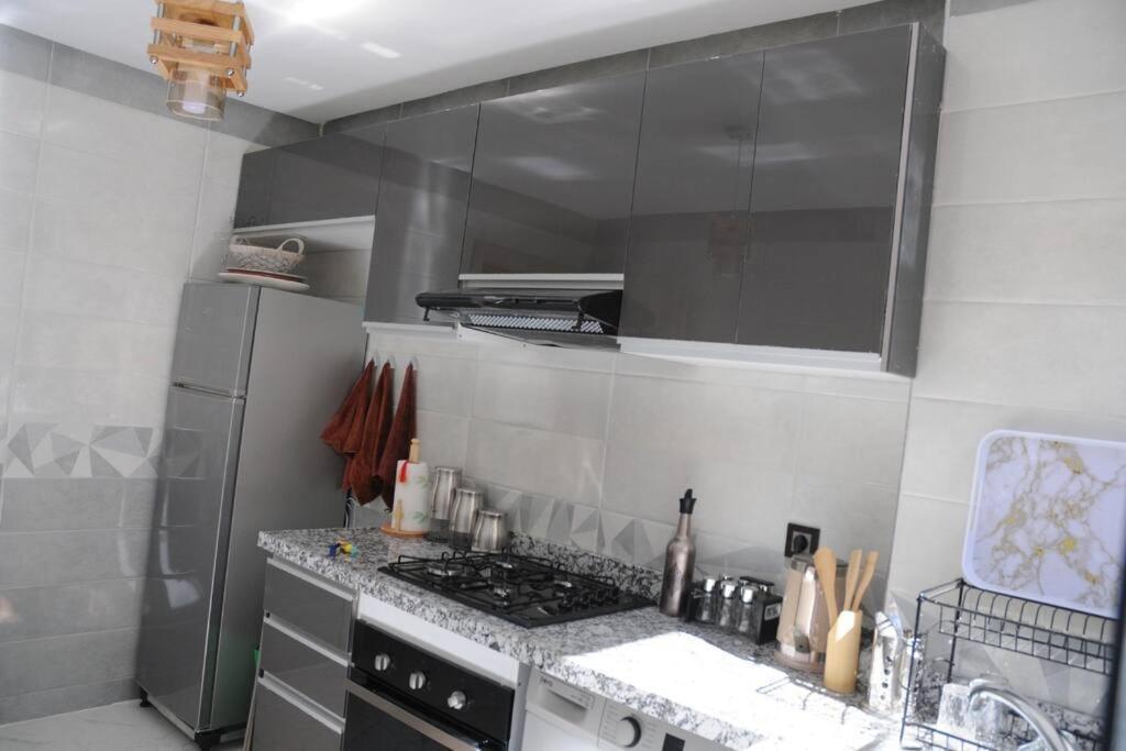 Appartement Meuble Et Bien Situe Meknesz Kültér fotó